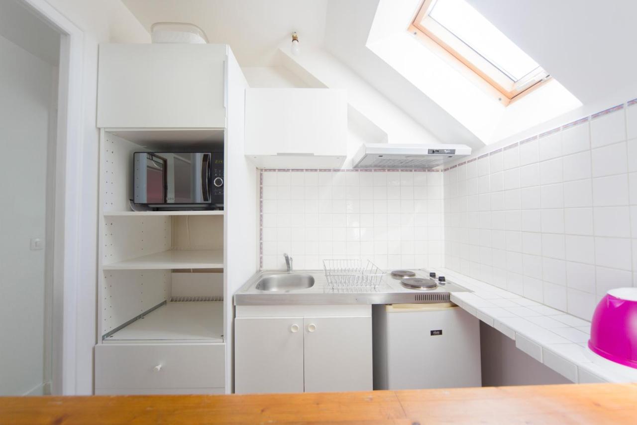 Le Perruche Apartment โคลลิเฌียง ภายนอก รูปภาพ