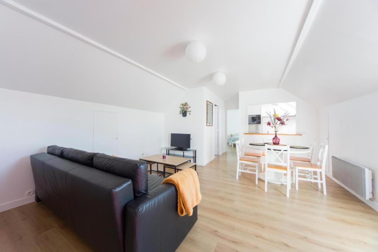 Le Perruche Apartment โคลลิเฌียง ภายนอก รูปภาพ