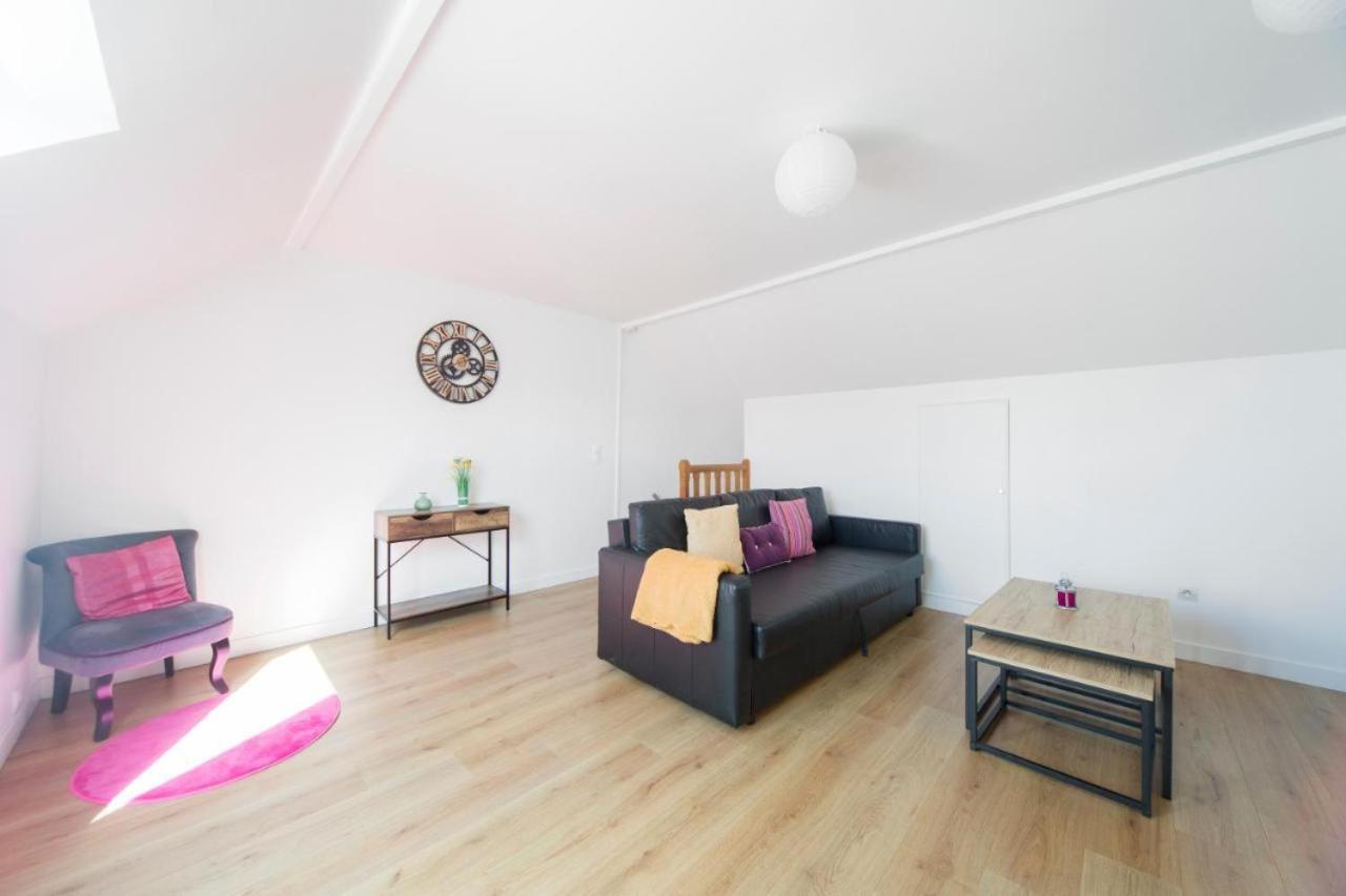 Le Perruche Apartment โคลลิเฌียง ภายนอก รูปภาพ